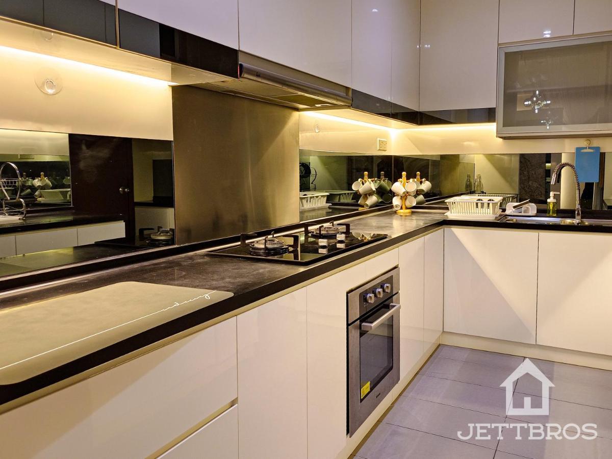 Ksl D'Esplanade By Jettbros Johor Bahru Leilighet Eksteriør bilde